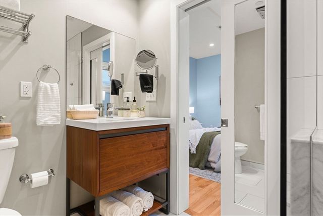 24 Rawson St 6, Boston, MA 02125