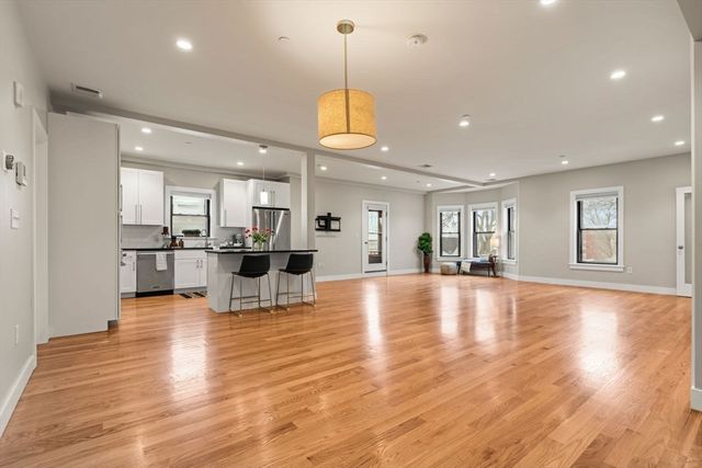 24 Rawson St 6, Boston, MA 02125