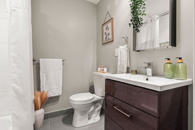 24 Rawson St 6, Boston, MA 02125