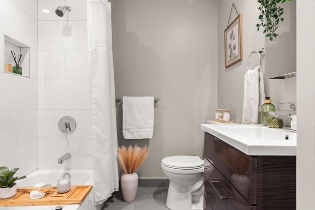 24 Rawson St 6, Boston, MA 02125