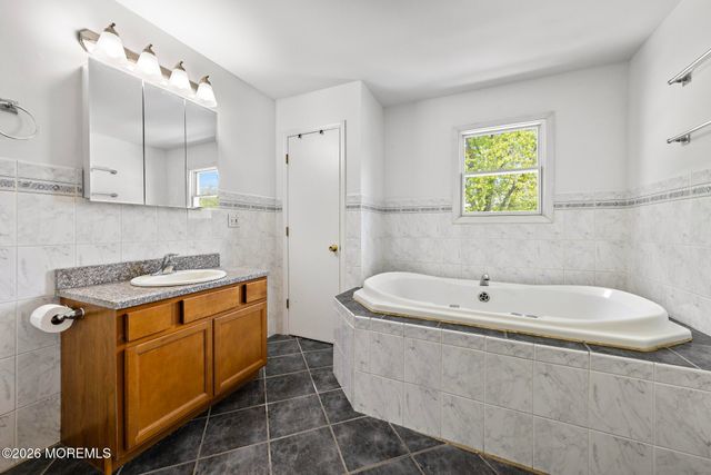 38 Bay Avenue, North Middletown, NJ 07748