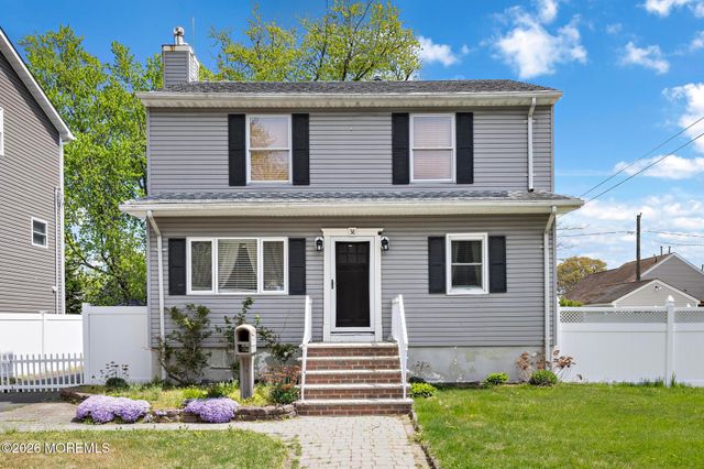 38 Bay Avenue, North Middletown, NJ 07748