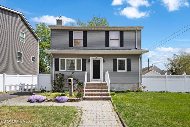 38 Bay Avenue, North Middletown, NJ 07748