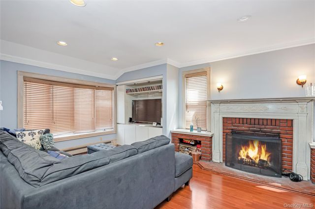 1018 Cottage Place, Baldwin, NY 11510