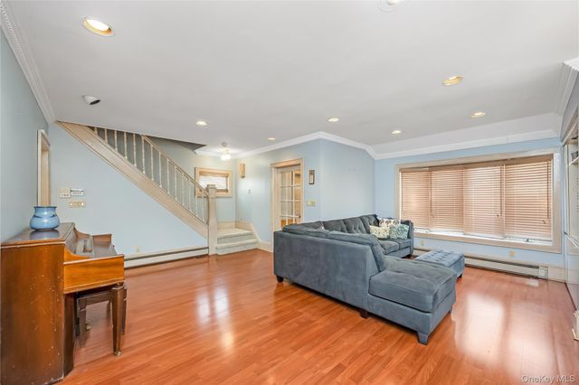 1018 Cottage Place, Baldwin, NY 11510