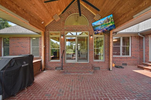 2309 Allen Ferry Rd, Smithville, TN 37166