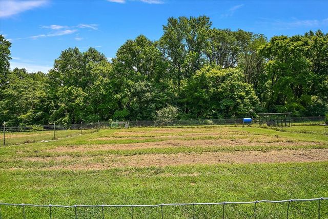 2309 Allen Ferry Rd, Smithville, TN 37166