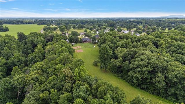 2309 Allen Ferry Rd, Smithville, TN 37166