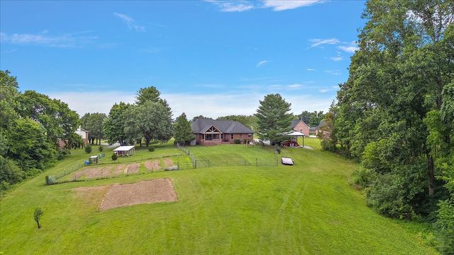 2309 Allen Ferry Rd, Smithville, TN 37166