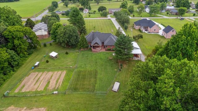 2309 Allen Ferry Rd, Smithville, TN 37166