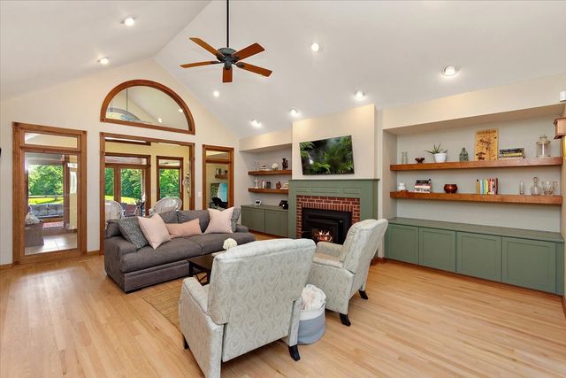 2309 Allen Ferry Rd, Smithville, TN 37166