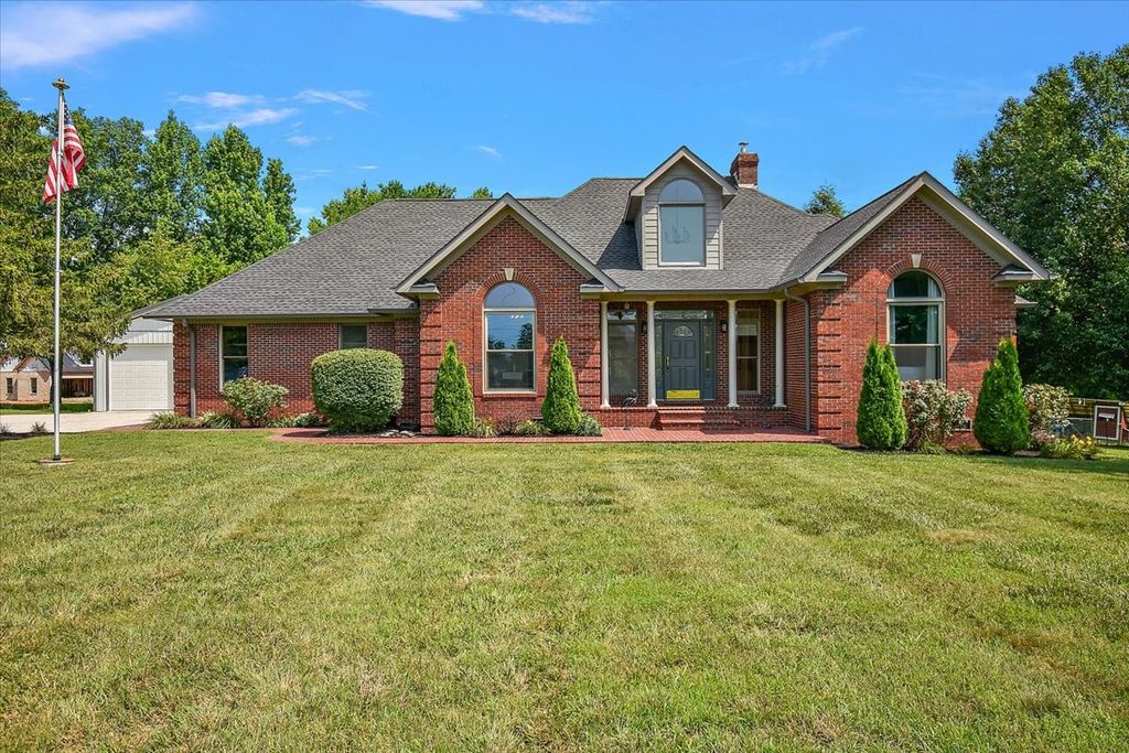 2309 Allen Ferry Rd, Smithville, TN 37166