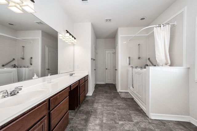1714 Prince Drive, Alvin, TX 77511