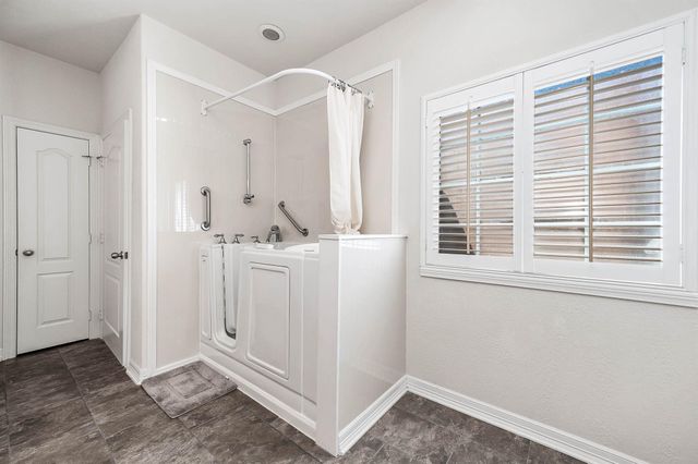 1714 Prince Drive, Alvin, TX 77511