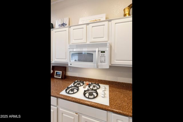 5041 S BARLEY Court, Gilbert, AZ 85298