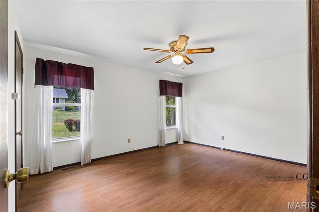 2807 Sundowner Drive, St Charles, MO 63303