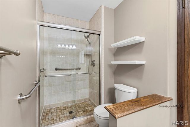 2807 Sundowner Drive, St Charles, MO 63303