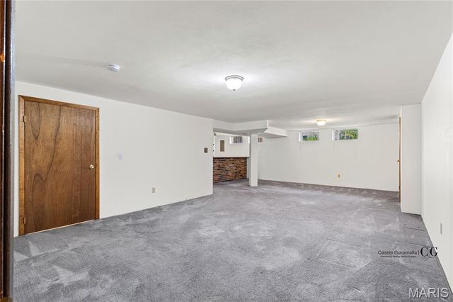 2807 Sundowner Drive, St Charles, MO 63303