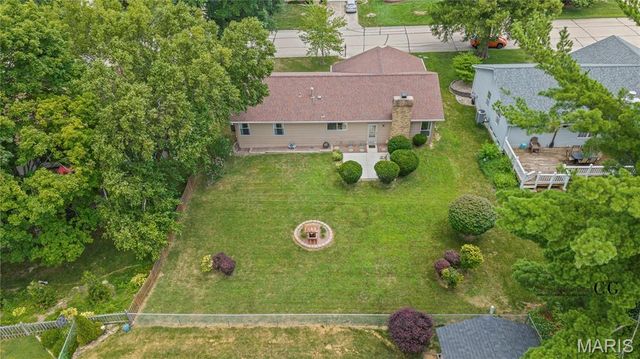 2807 Sundowner Drive, St Charles, MO 63303