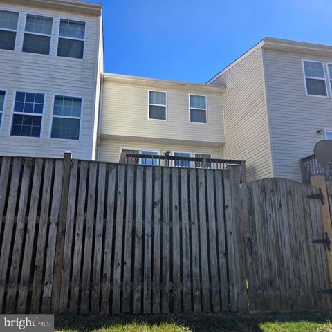 16 TREVINO DR, Martinsburg, WV 25405