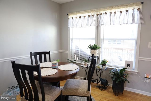 16 TREVINO DR, Martinsburg, WV 25405