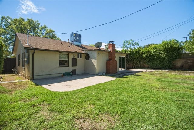 7357 Anatola Avenue, Lake Balboa, CA 91406