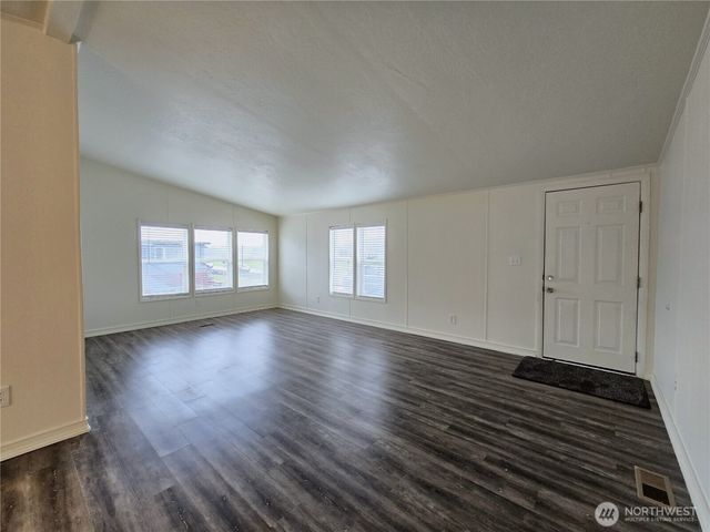 151 Nix Lane, Centralia, WA 98531