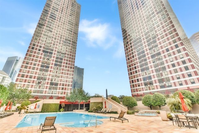 5110 San Felipe Street 77W, Houston, TX 77056