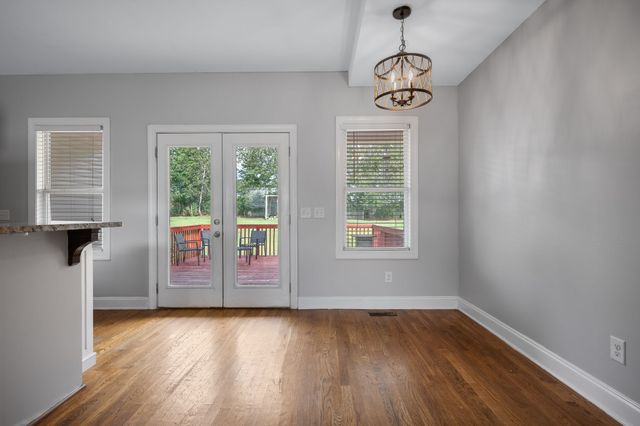1248 Leaf Ln, Ashland City, TN 37015