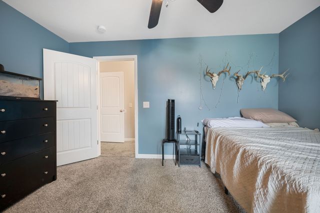 1248 Leaf Ln, Ashland City, TN 37015