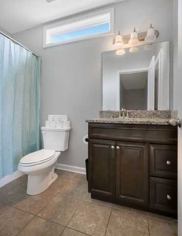 1248 Leaf Ln, Ashland City, TN 37015