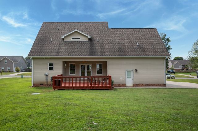 1248 Leaf Ln, Ashland City, TN 37015