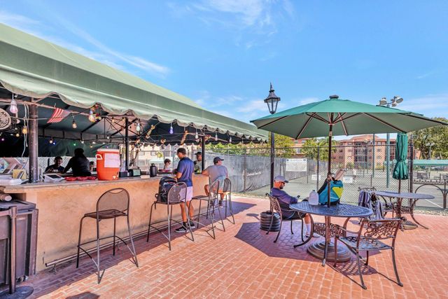 660 Tennis Club Drive 303, Fort Lauderdale, FL 33311