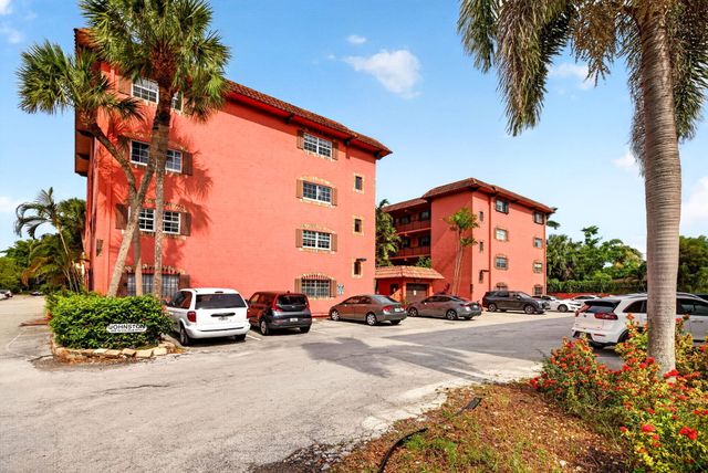660 Tennis Club Drive 303, Fort Lauderdale, FL 33311