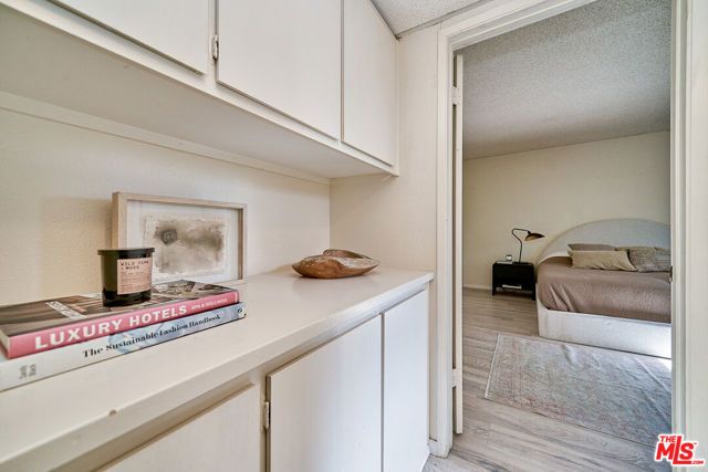 5437 Corteen Place 212, Los Angeles, CA 91607
