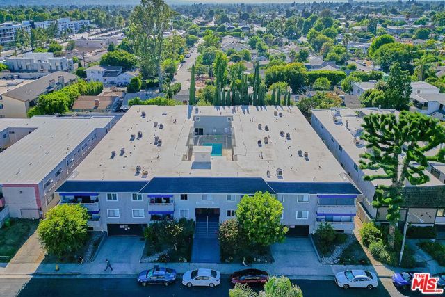 5437 Corteen Place 212, Los Angeles, CA 91607