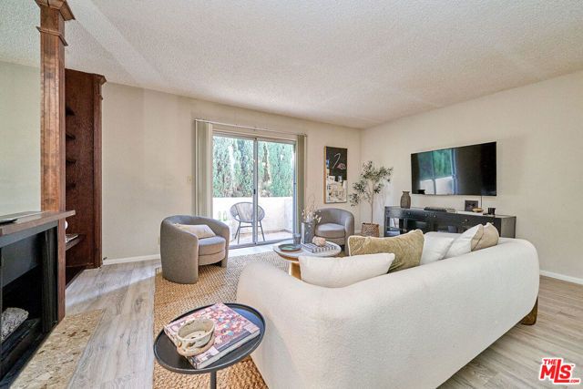 5437 Corteen Place 212, Los Angeles, CA 91607