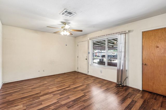 1501 Colby Drive, Baytown, TX 77520