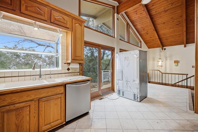 16 Castlewood Drive, Pleasanton, CA 94566