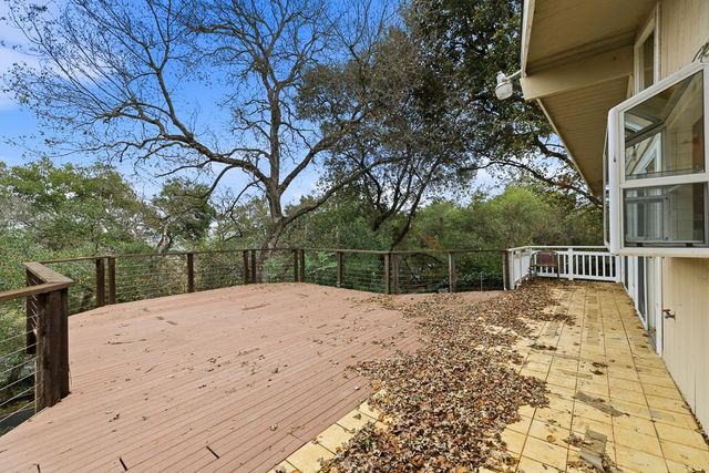 16 Castlewood Drive, Pleasanton, CA 94566