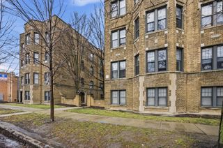2336 W Addison Street i2, Chicago, IL 60618