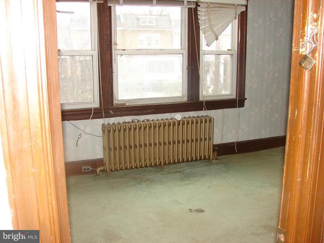 415 NW FARRAGUT ST NW, Washington, DC 20011