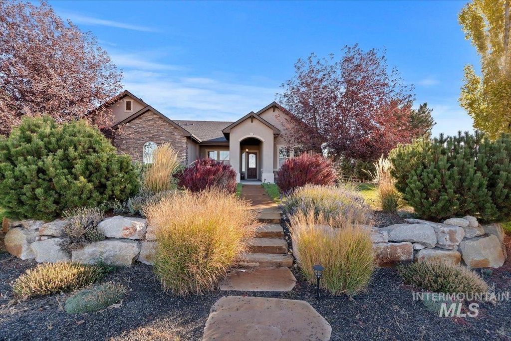 7521 N Grand Ridge, Eagle, ID 83616 photo 3
