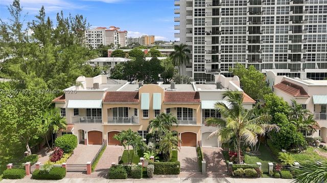3237 NE 5th St 3237, Pompano Beach, FL 33062