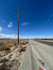 18768 St George Avenue, Adelanto, CA 92301