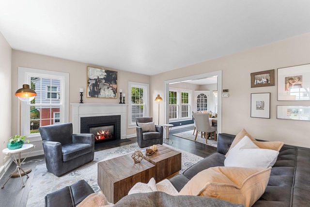 254 WARREN COURT, Green Bay, WI 54301