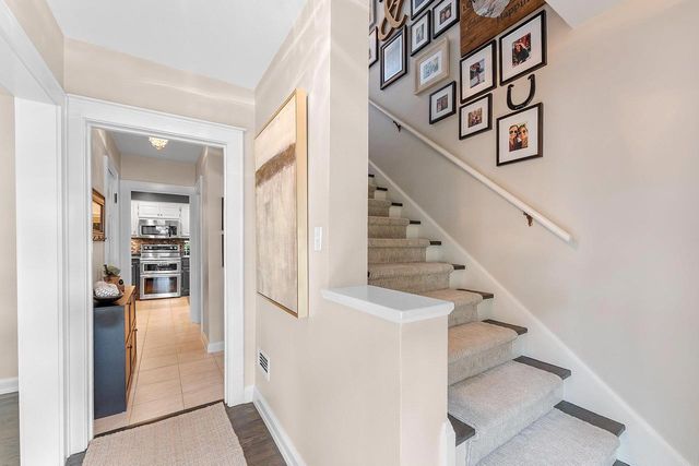 254 WARREN COURT, Green Bay, WI 54301