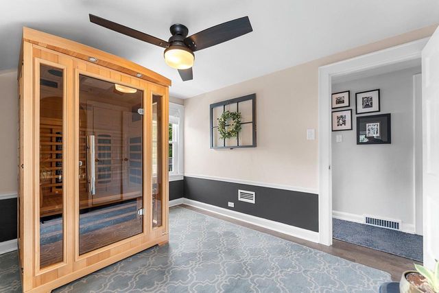 254 WARREN COURT, Green Bay, WI 54301