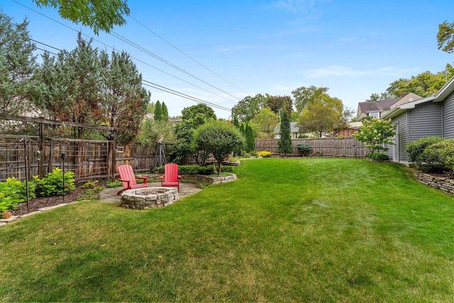254 WARREN COURT, Green Bay, WI 54301
