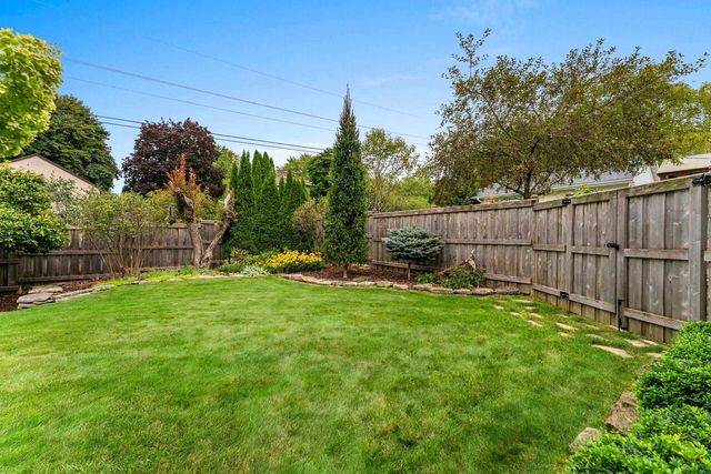 254 WARREN COURT, Green Bay, WI 54301